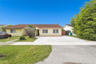13546 SW 63rd Lane HW, Miami, FL 33183