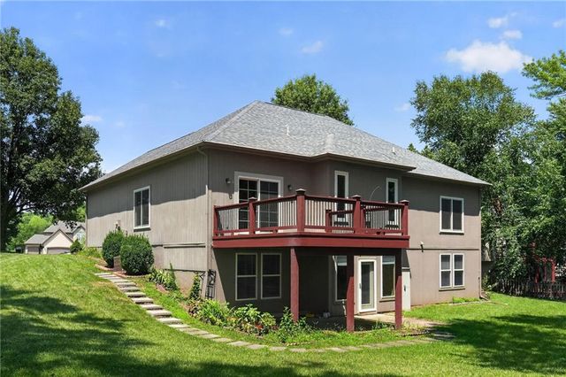 1827 S Jones Court, Independence, MO 64057