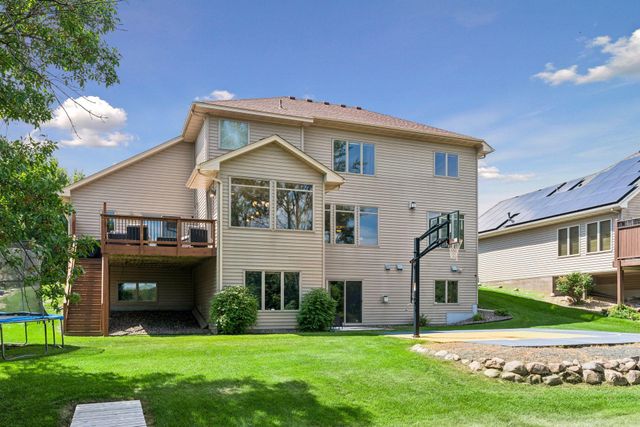 5216 102nd Trail N, Brooklyn Park, MN 55443