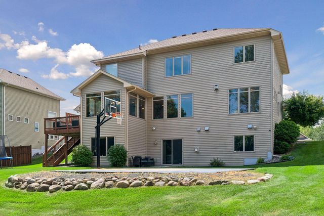 5216 102nd Trail N, Brooklyn Park, MN 55443