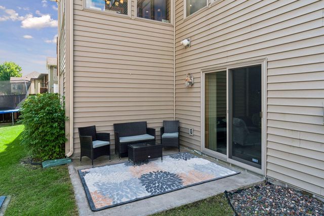 5216 102nd Trail N, Brooklyn Park, MN 55443