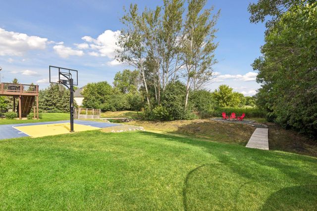 5216 102nd Trail N, Brooklyn Park, MN 55443