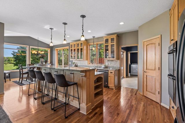 5216 102nd Trail N, Brooklyn Park, MN 55443