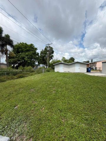 2800 NW 164th Street, Miami Gardens, FL 33054