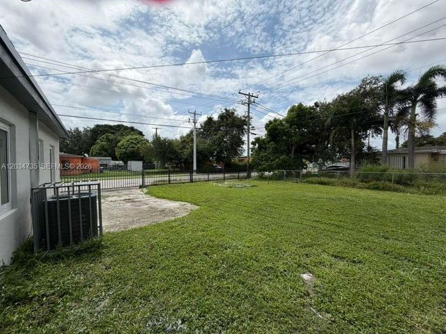 2800 NW 164th Street, Miami Gardens, FL 33054