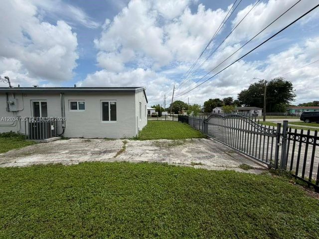 2800 NW 164th Street, Miami Gardens, FL 33054