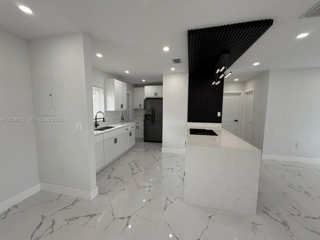 2800 NW 164th Street, Miami Gardens, FL 33054