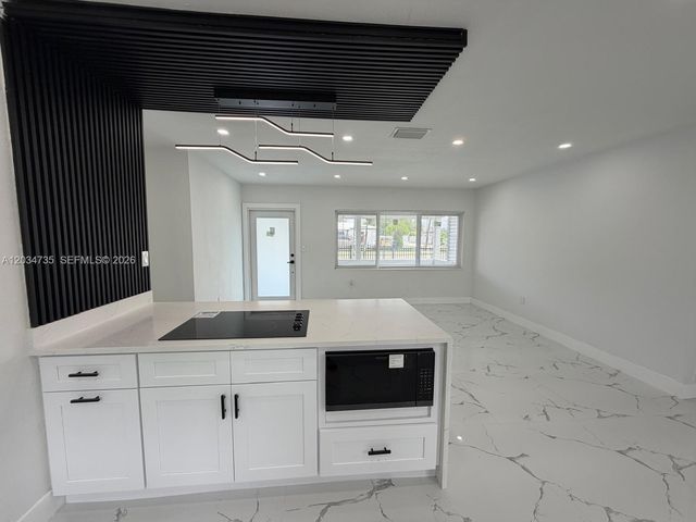 2800 NW 164th Street, Miami Gardens, FL 33054