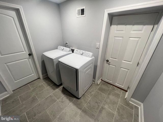 1109 CHRISTIAN ST, Philadelphia, PA 19147