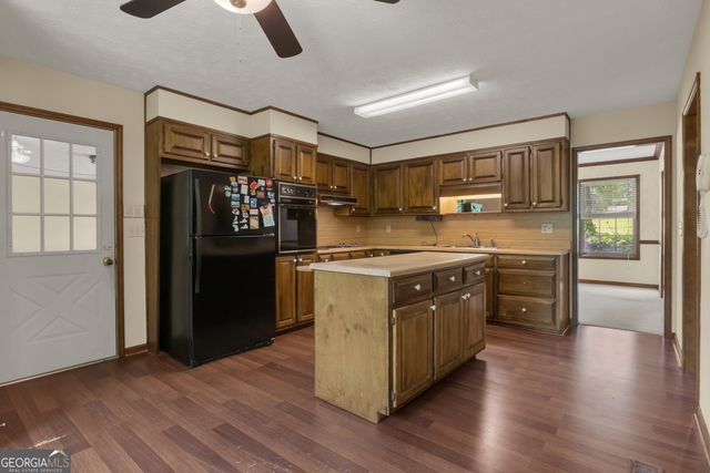 886 Pine Needle Road, Hampton, GA 30228