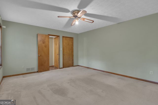 886 Pine Needle Road, Hampton, GA 30228