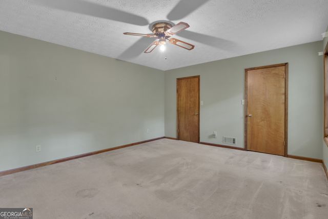 886 Pine Needle Road, Hampton, GA 30228