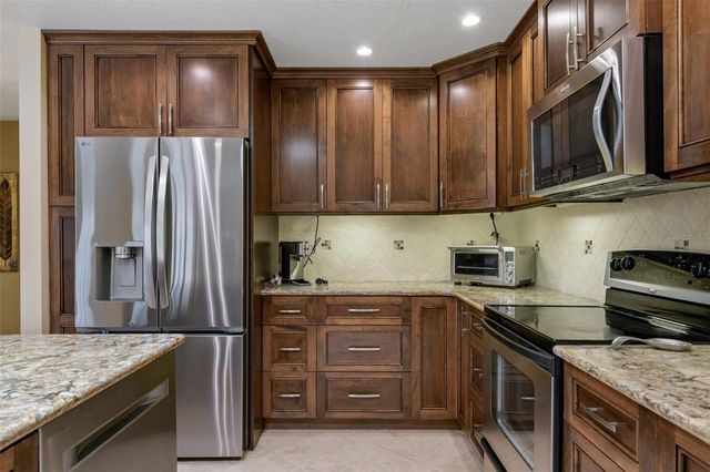 1215 HUNTINGTON LANE, Safety Harbor, FL 34695