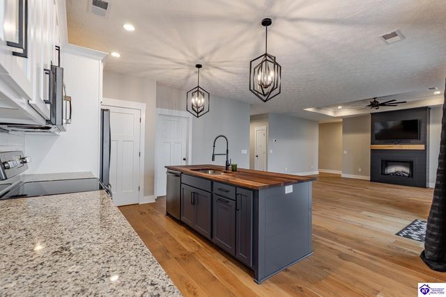 200 Gaston Circle, Elizabethtown, KY 42701