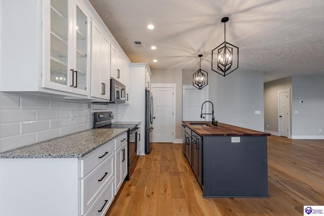 200 Gaston Circle, Elizabethtown, KY 42701