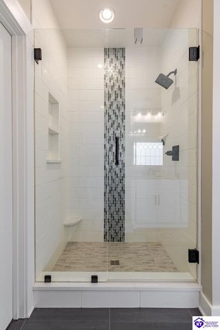 200 Gaston Circle, Elizabethtown, KY 42701