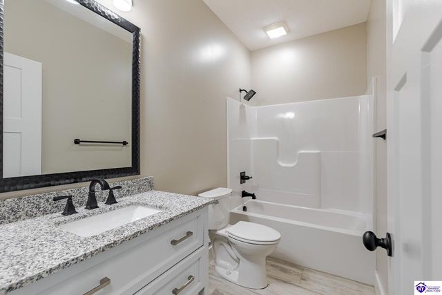 200 Gaston Circle, Elizabethtown, KY 42701