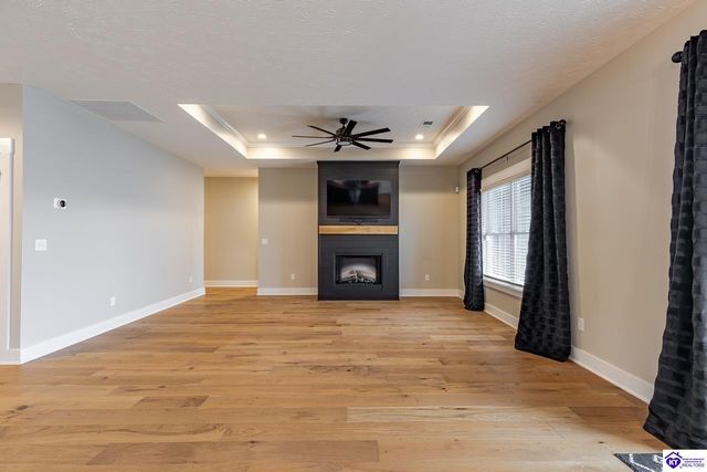 200 Gaston Circle, Elizabethtown, KY 42701