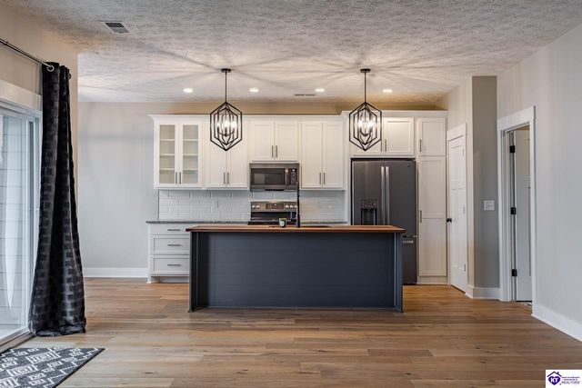 200 Gaston Circle, Elizabethtown, KY 42701
