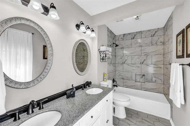 2705 Parrott Avenue, Rosenberg, TX 77471