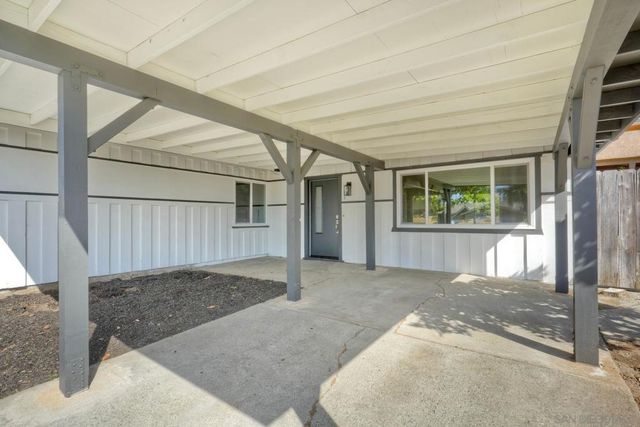 578 E. Indian Rock Rd, Vista, CA 92084