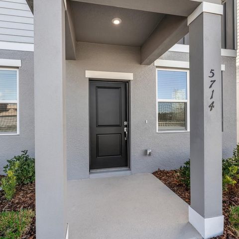 4686 INNER WORLD LANE, Wesley Chapel, FL 33543