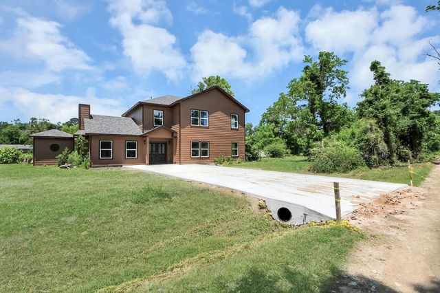 225 County Road 3189b 1, Cleveland, TX 77327