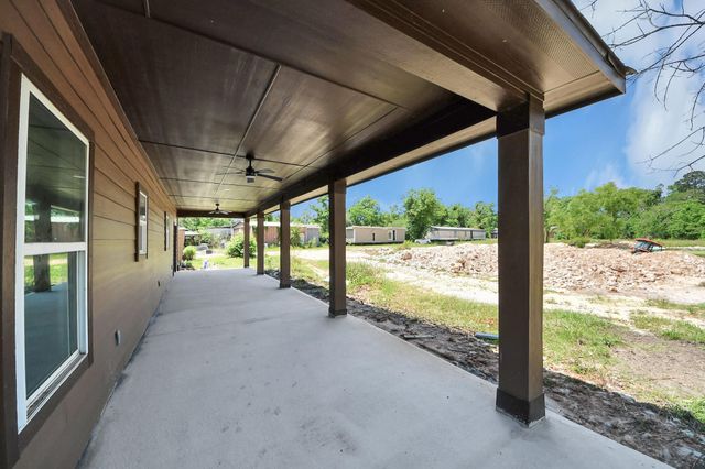 225 County Road 3189b 1, Cleveland, TX 77327
