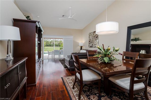 6658 Castlelawn PL 9, Naples, FL 34113