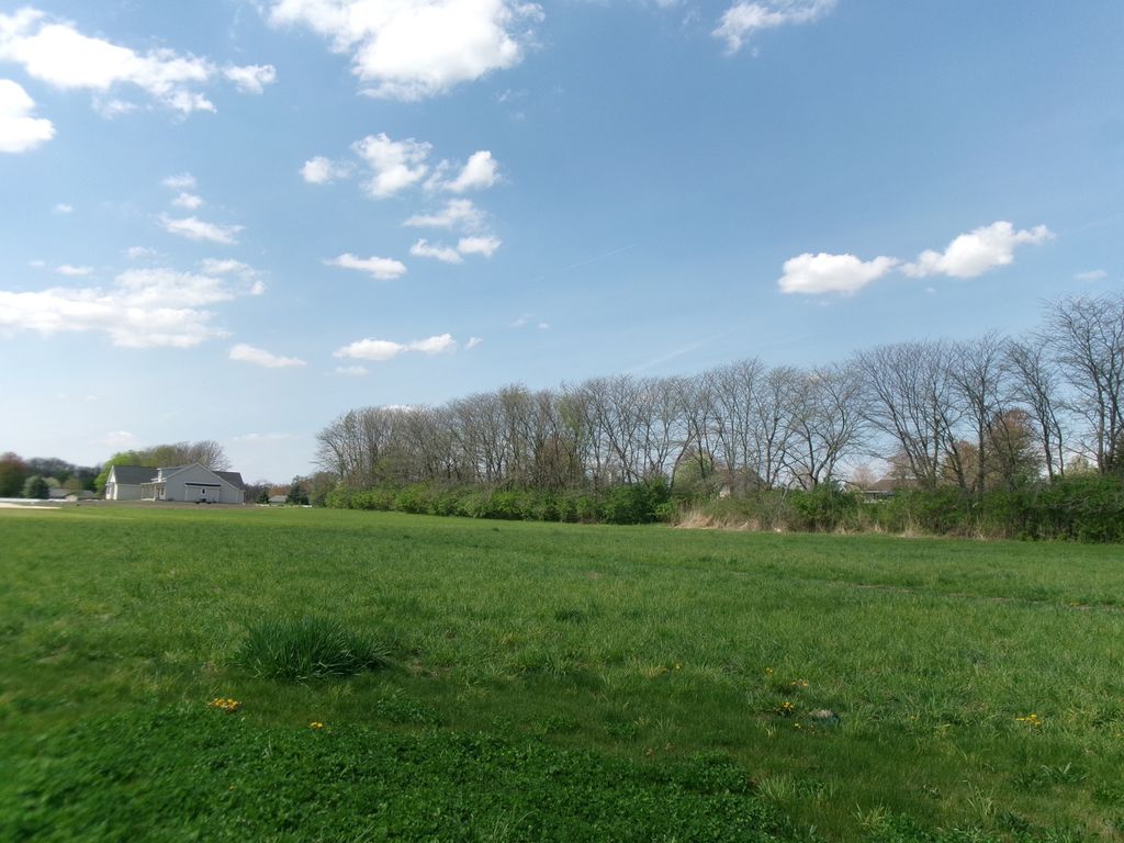 710 Arrowhead Drive, North Utica, IL 61373