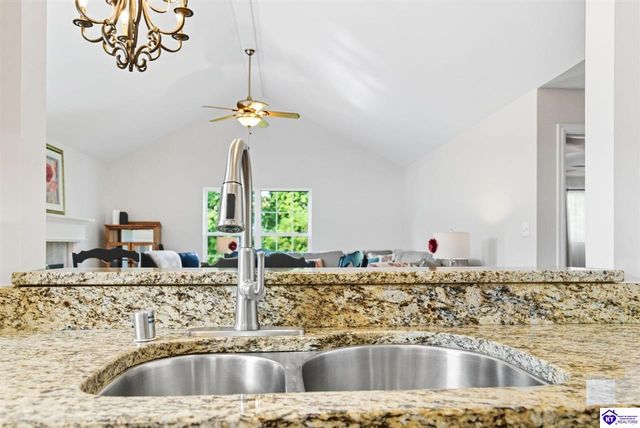 102 A Legacy Court, Elizabethtown, KY 42701