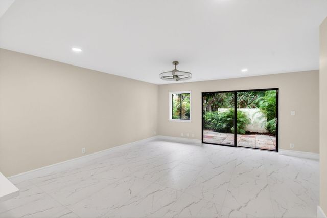 1330 NW 13th Street 12, Boca Raton, FL 33486