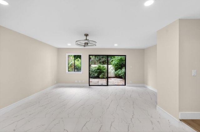 1330 NW 13th Street 12, Boca Raton, FL 33486