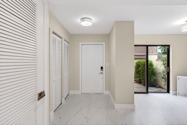 1330 NW 13th Street 12, Boca Raton, FL 33486