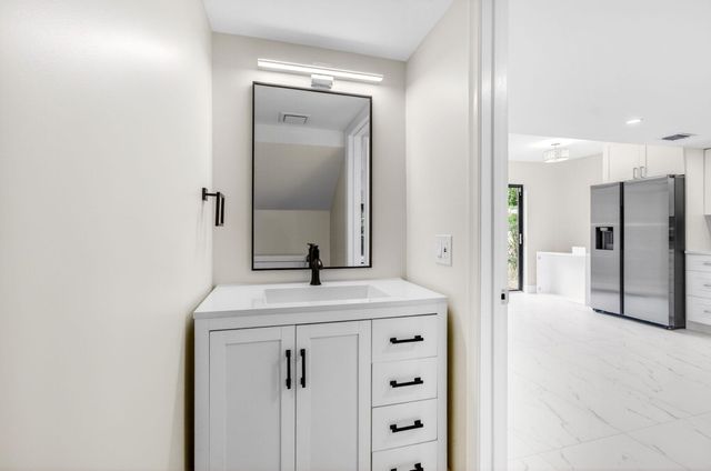 1330 NW 13th Street 12, Boca Raton, FL 33486