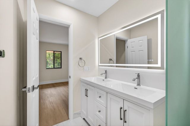 1330 NW 13th Street 12, Boca Raton, FL 33486