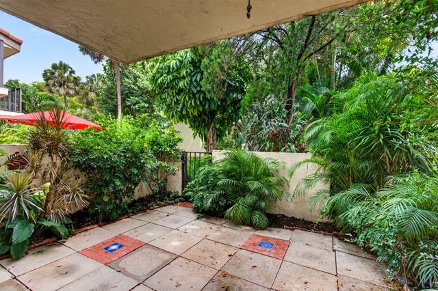 1330 NW 13th Street 12, Boca Raton, FL 33486