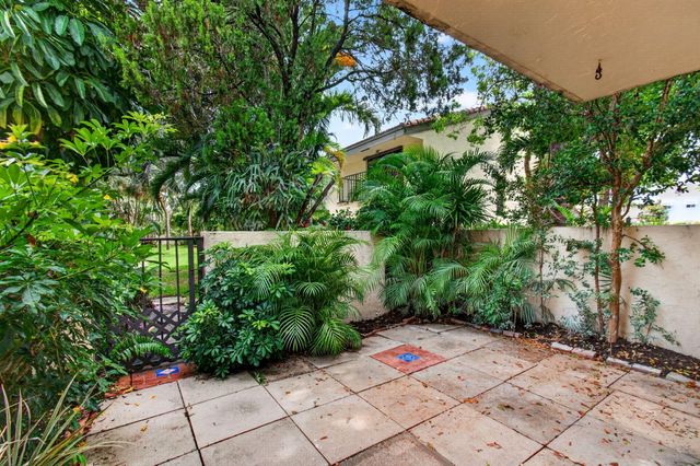 1330 NW 13th Street 12, Boca Raton, FL 33486