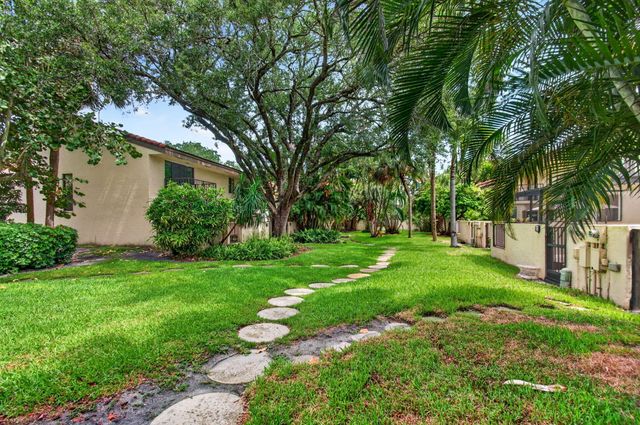1330 NW 13th Street 12, Boca Raton, FL 33486