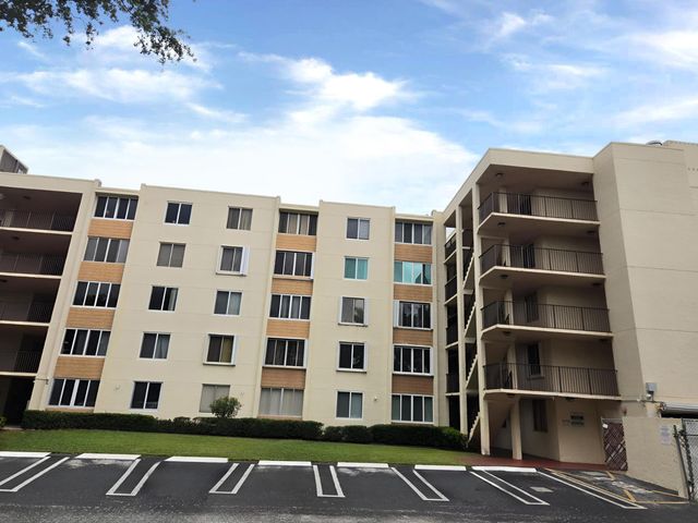 3253 Riverside Drive D-301, Coral Springs, FL 33065