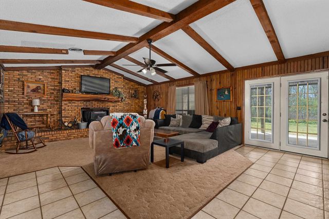 3199 US Hwy 259 N, Diana, TX 75640