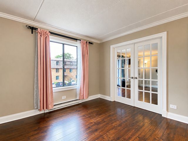 621 N Briar Hill Lane 4, Addison, IL 60101