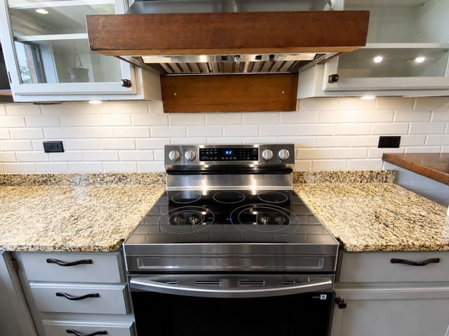 621 N Briar Hill Lane 4, Addison, IL 60101