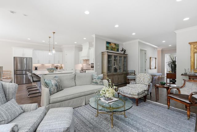 39 Belles Fleurs Circle, Little Rock, AR 72223