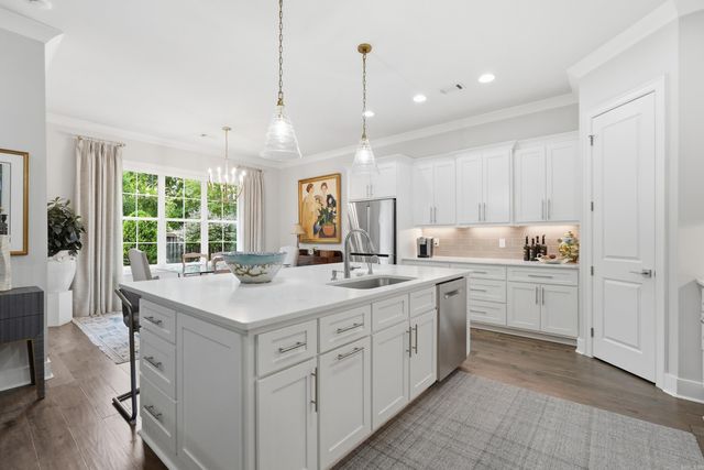 39 Belles Fleurs Circle, Little Rock, AR 72223