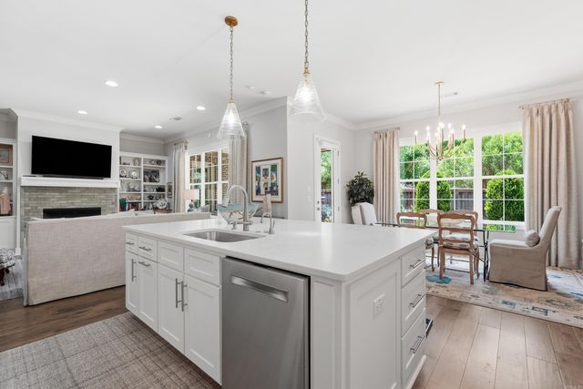 39 Belles Fleurs Circle, Little Rock, AR 72223