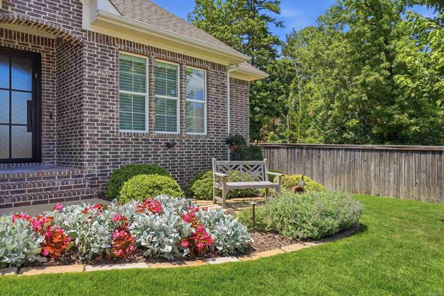 39 Belles Fleurs Circle, Little Rock, AR 72223