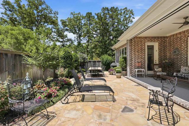 39 Belles Fleurs Circle, Little Rock, AR 72223