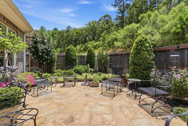 39 Belles Fleurs Circle, Little Rock, AR 72223