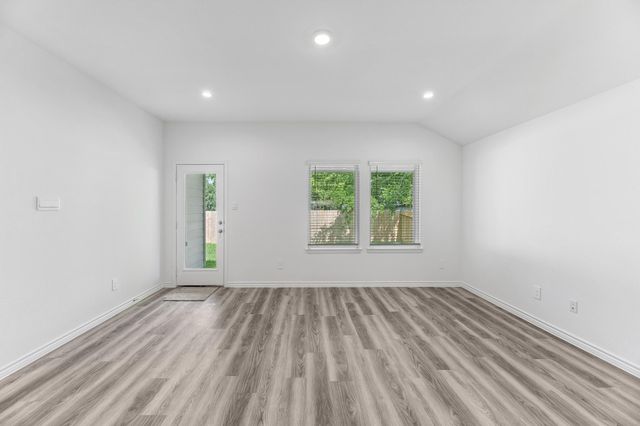 250 China Grove Lane, China, TX 77613
